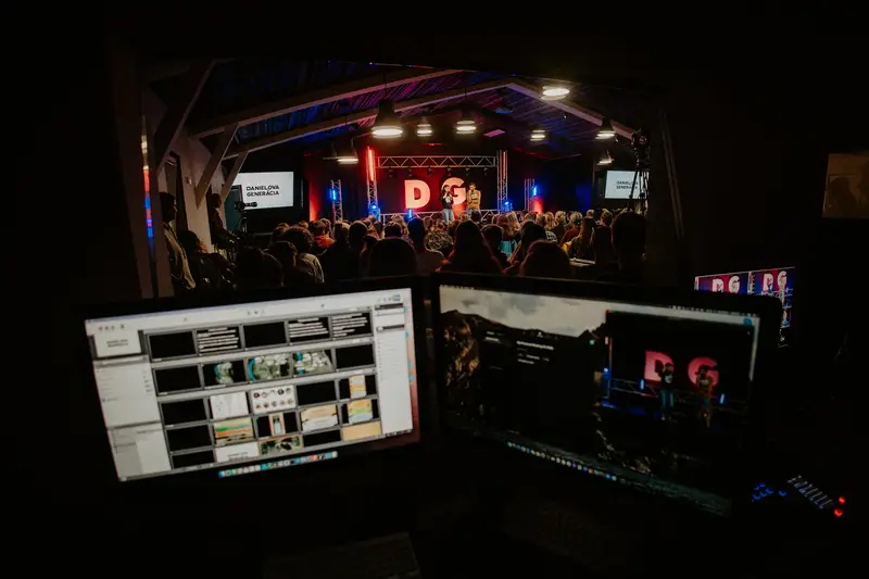 Veľká konferenčná sála (LifeTV / Terasa) – fotka 2 z 12