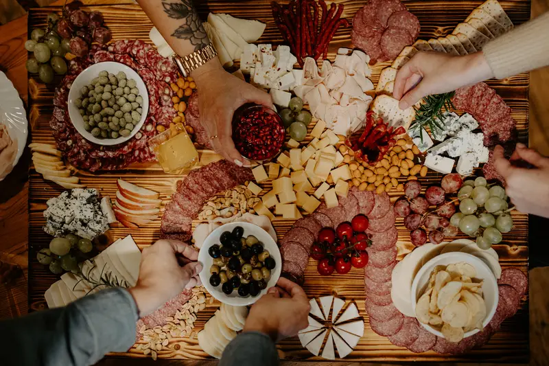 Catering na oslave pod pergolou