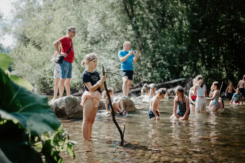 Kúpanie v rieke Čierny Váh
